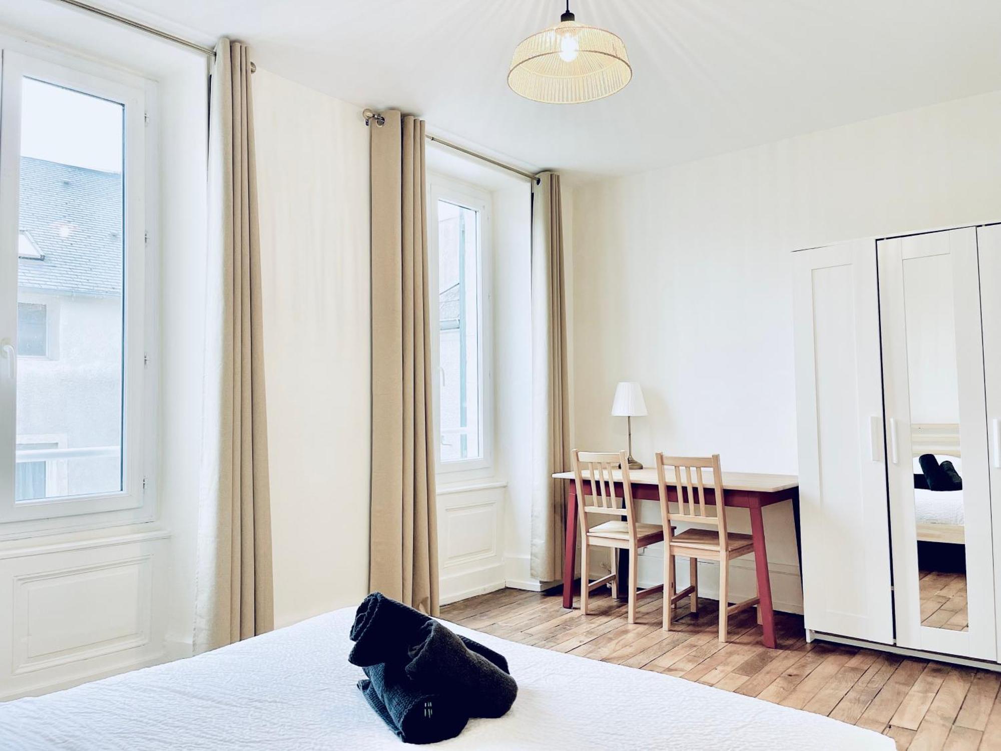 Appartement Pinede - 2 Chambres - Centre Ville Orleans Bagian luar foto